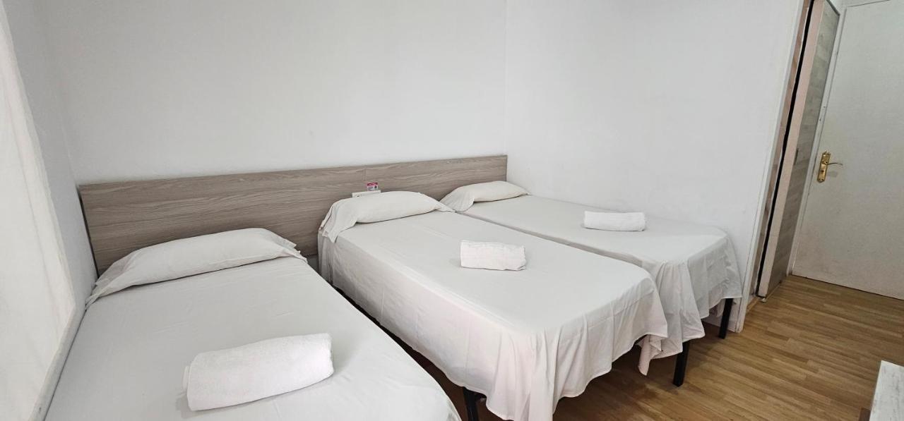 Hostal Montsant Salou Exteriér fotografie
