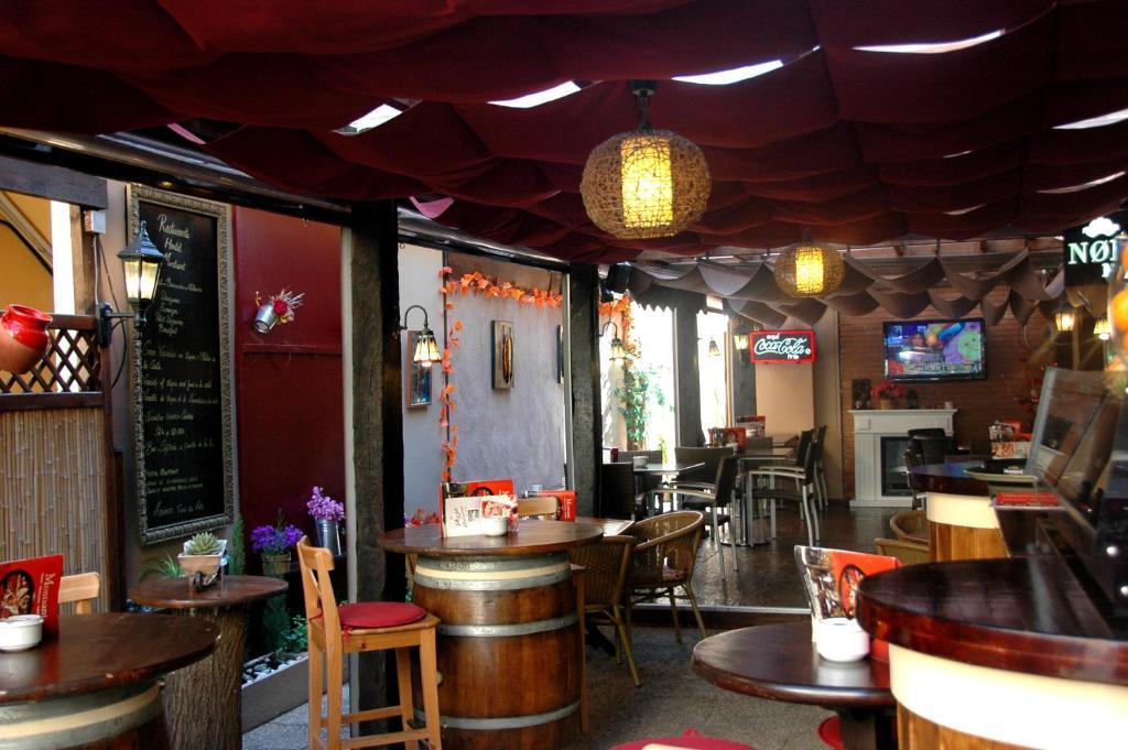 Hostal Montsant Salou Exteriér fotografie